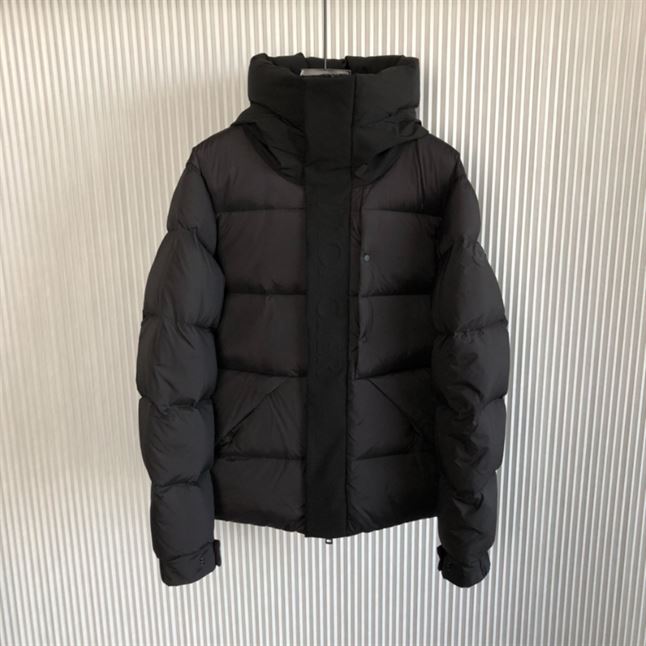 MONCLER MADEIRA DOWN JACKET - MC088