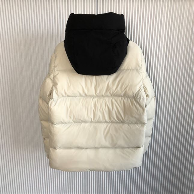 MONCLER MADEIRA DOWN JACKET - MC089