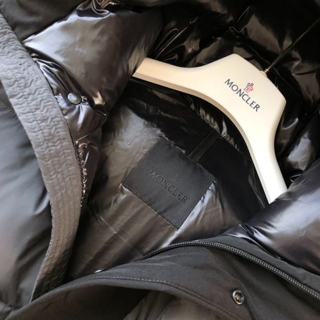 MONCLER MADEIRA DOWN JACKET - MC090