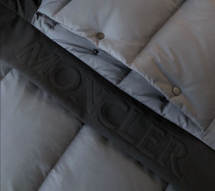 MONCLER MADEIRA DOWN JACKET - MC090