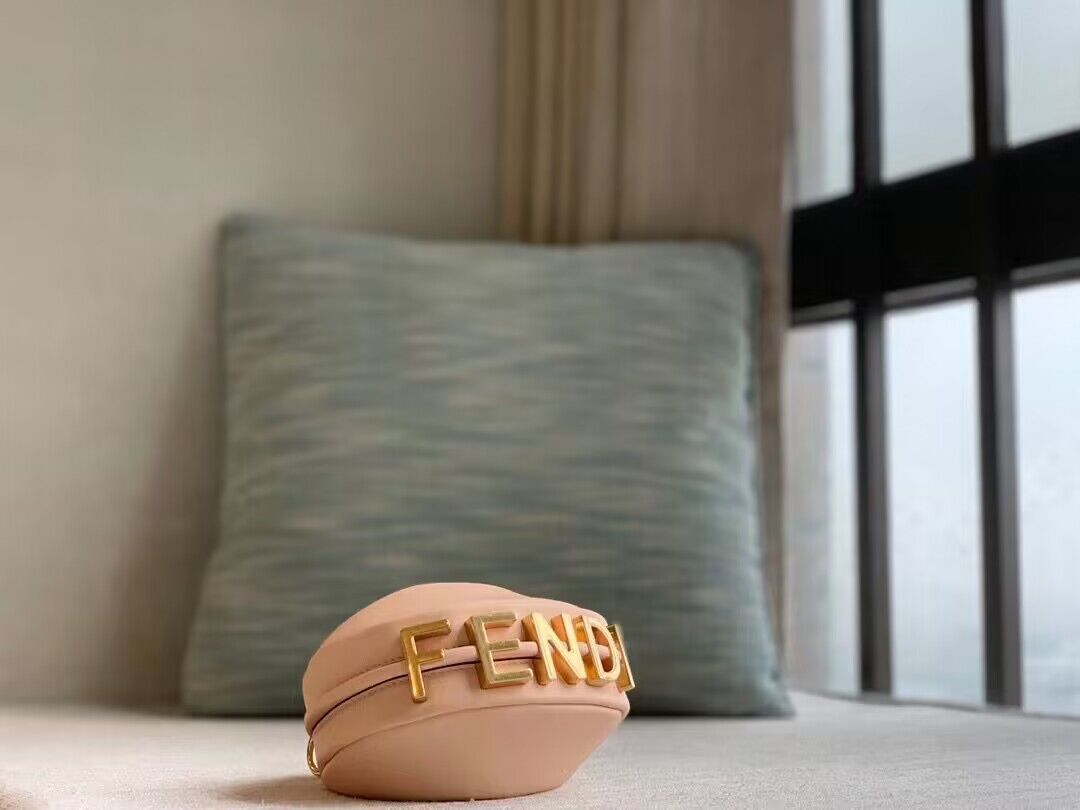 NANO FENDYGRAPHY PINK LEATHER CHARM