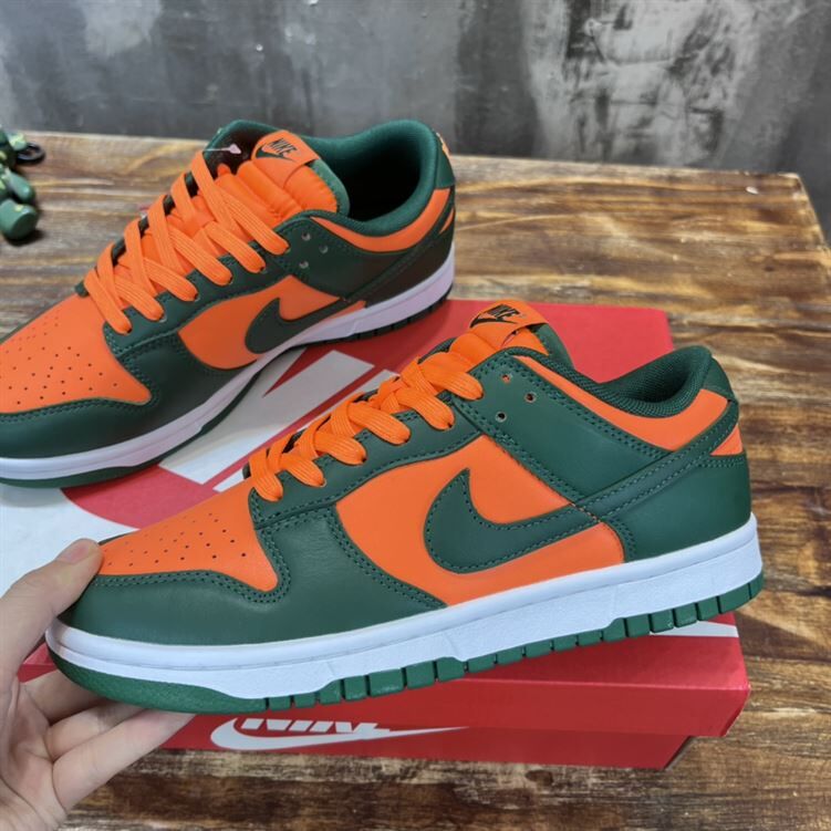 NIKE DUNK LOW MIAMI HURRICANES - NSN021