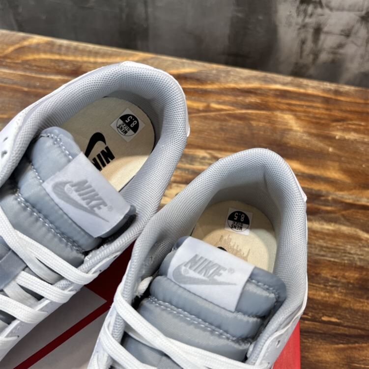 NIKE SB DUNK LOW RETRO WHITE GREY - NSN014