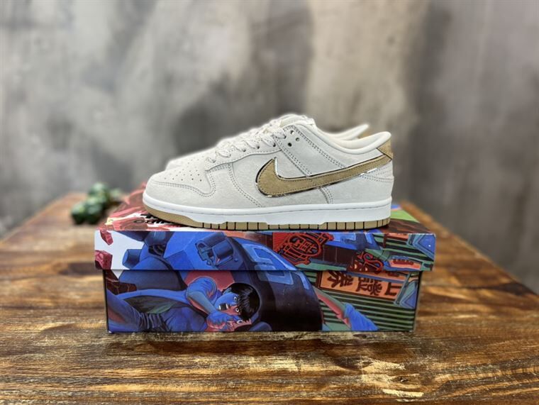 NIKE SB DUNK LOW SNEAKER - NSN004