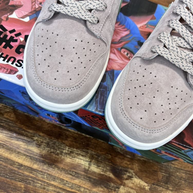 NIKE SB DUNK LOW SNEAKER - NSN015