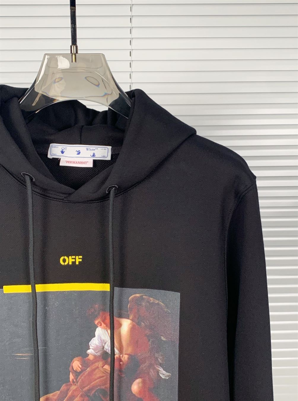 OFF-WHITE ARROW CARAVAGGIO MERCY SKATE HOODIE BLACK YELLOW MULTI - OS016