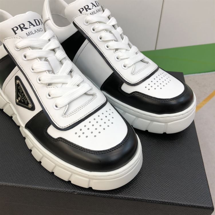 PRADA LEATHER SNEAKERS - PRS016