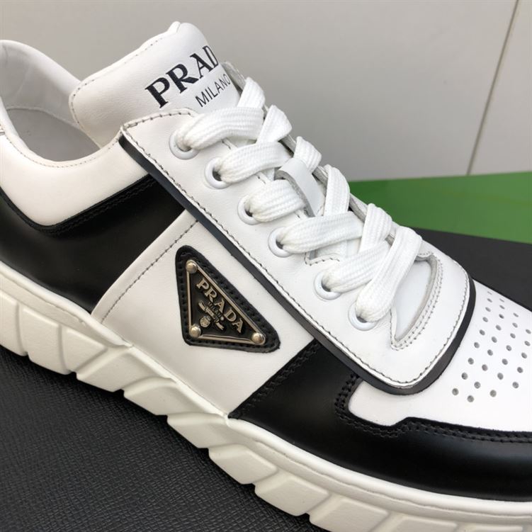 PRADA LEATHER SNEAKERS - PRS016