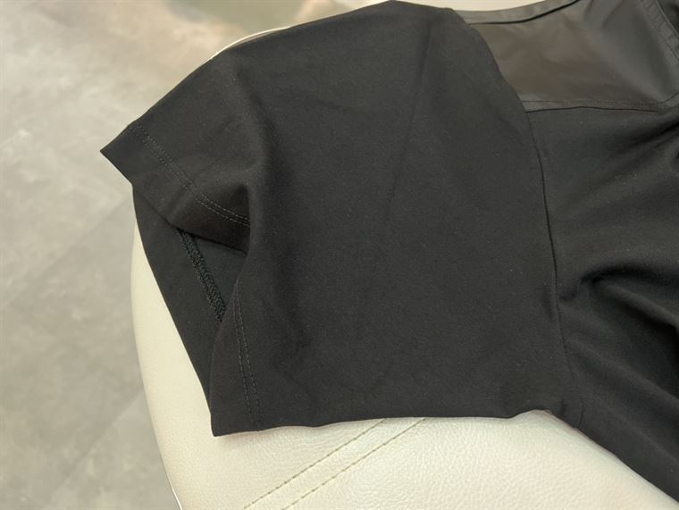 PRADA T-SHIRT - PT003