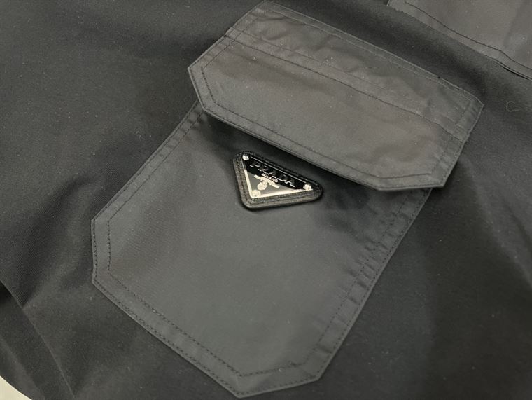 PRADA T-SHIRT - PT003