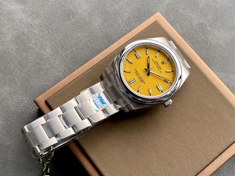 ROLEX OYSTER PERPETUAL 41MM