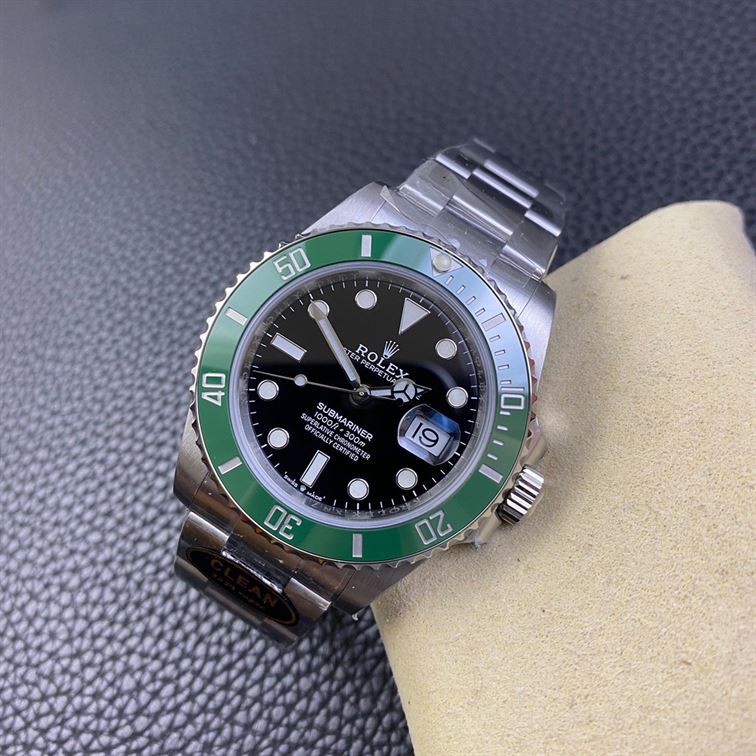 ROLEX SUBMARINER DATE WATCH