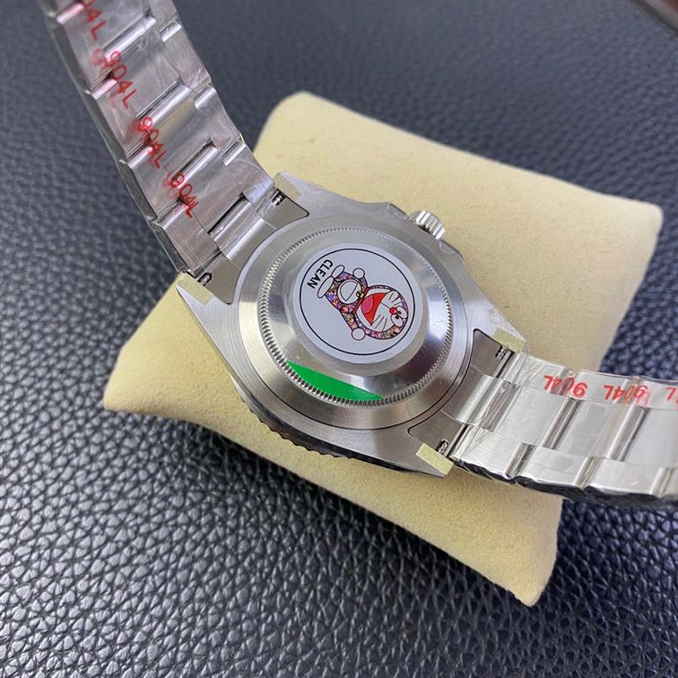 ROLEX SUBMARINER DATE WATCH