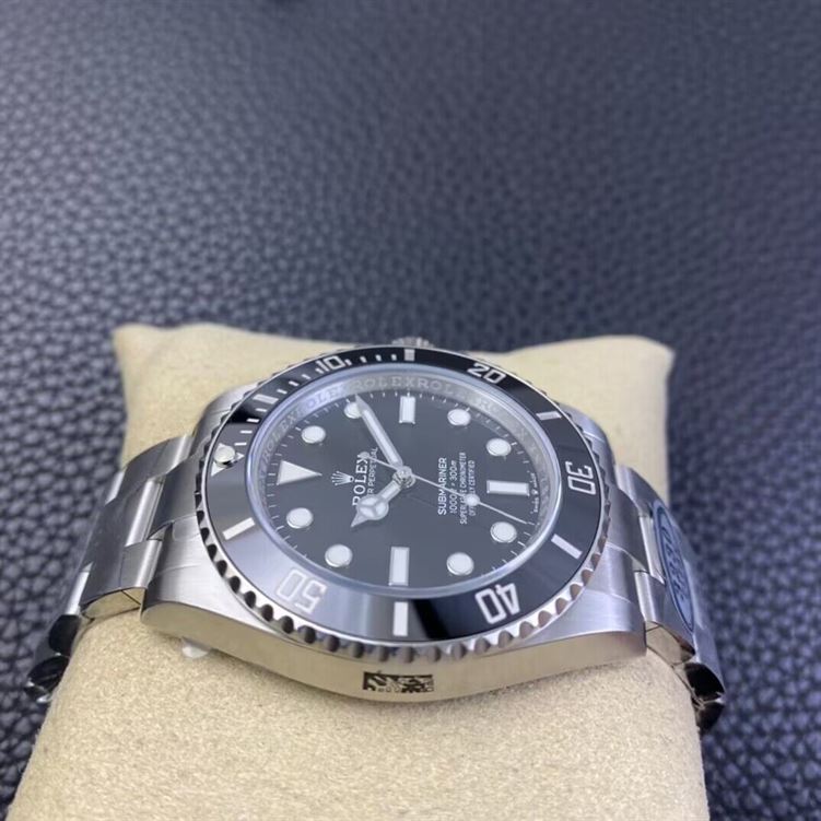 ROLEX SUBMARINER NO DATE