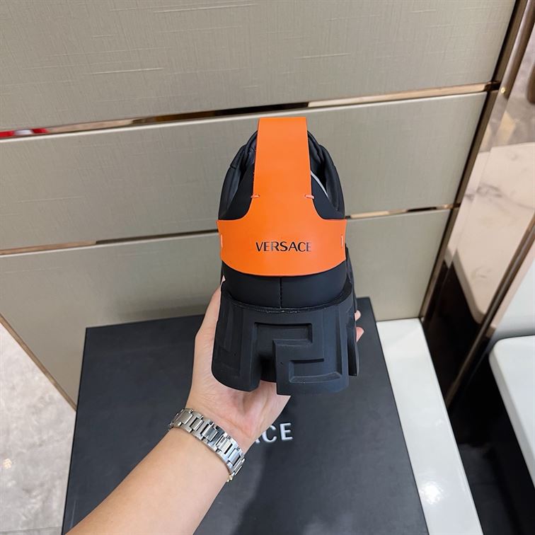 VERSACE GRECA LABYRINTH TRAINERS - VSS010