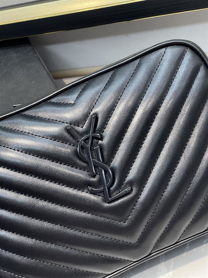 YSL LOU CAMERA BLACK BAG IN QUILTED LEATHER