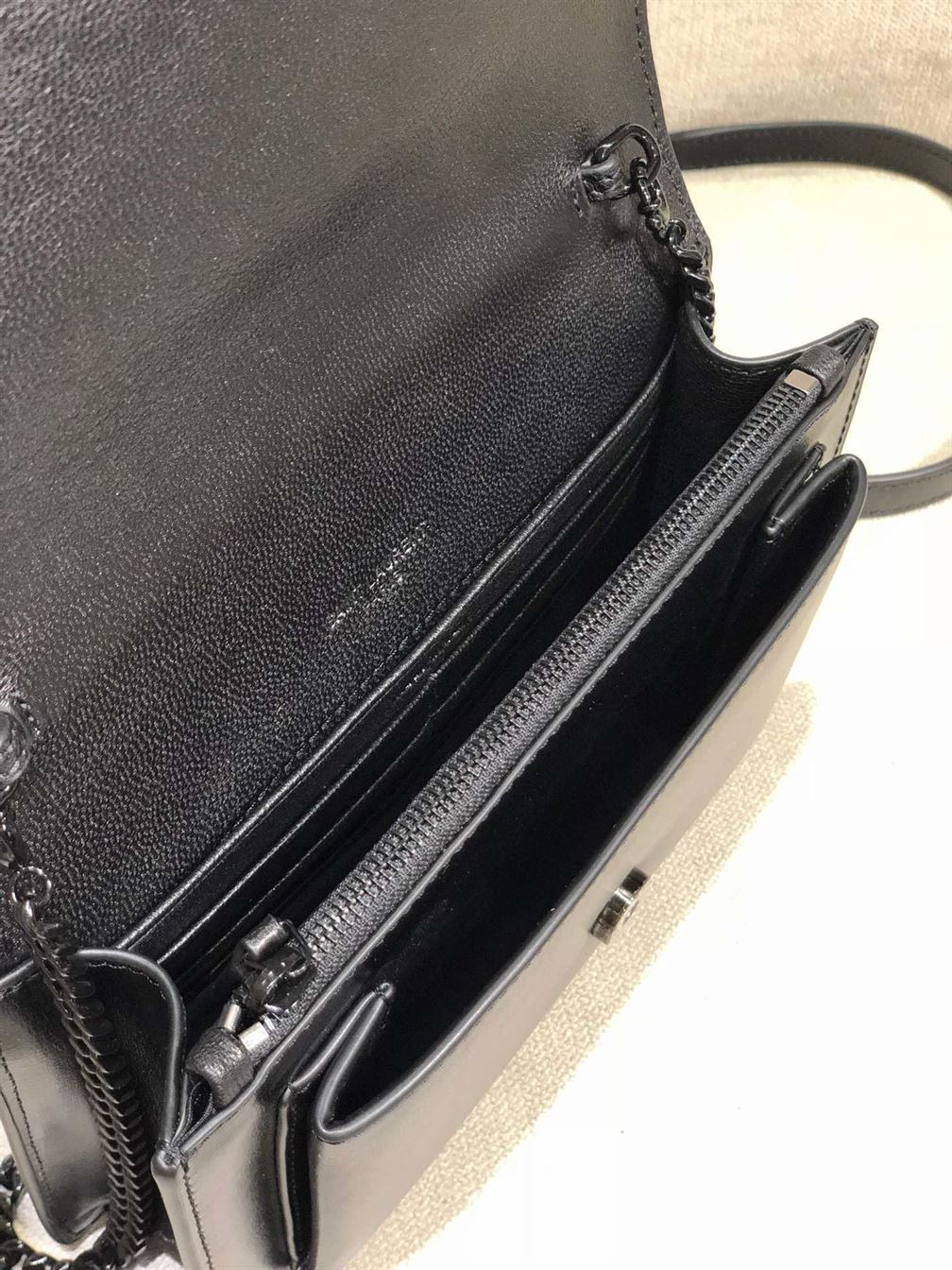 YSL SUNSET CHAIN WALLET IN SMOOTH LEATHER