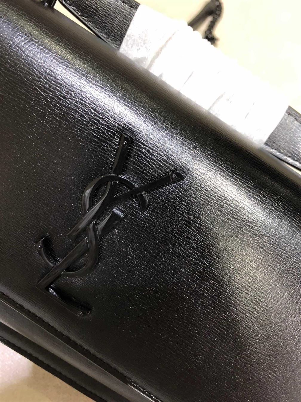 YSL SUNSET CHAIN WALLET IN SMOOTH LEATHER