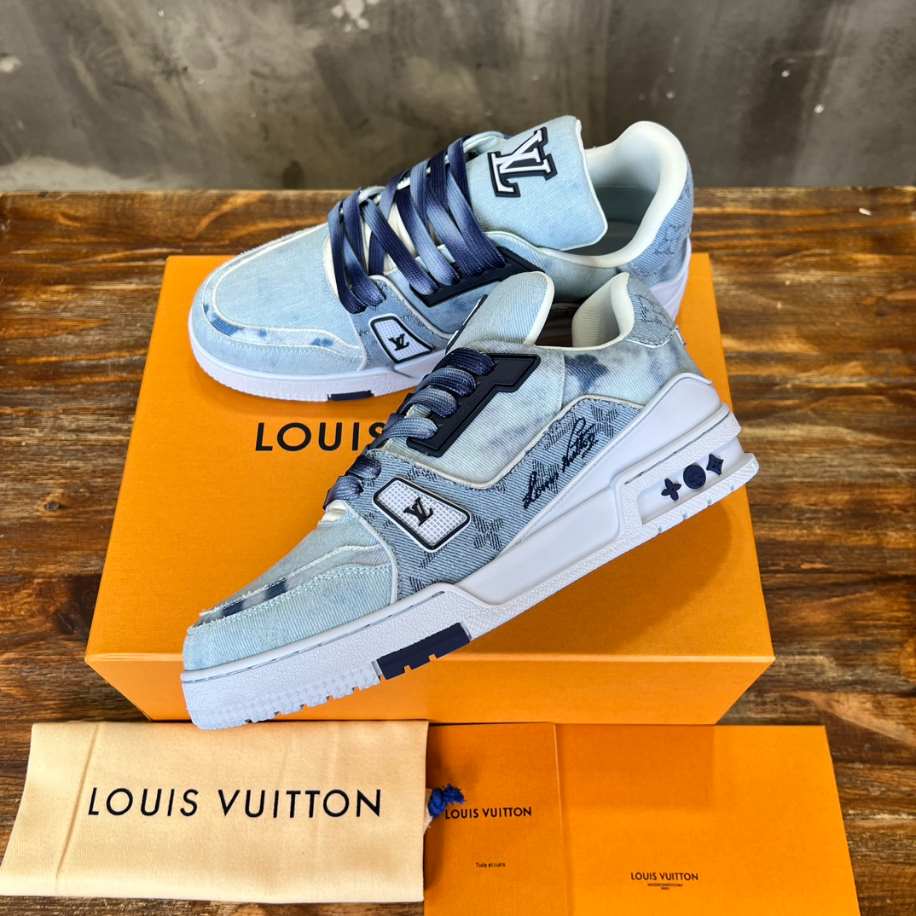 LV Trainers Bleached Monogram Blue Sneaker - LVS203