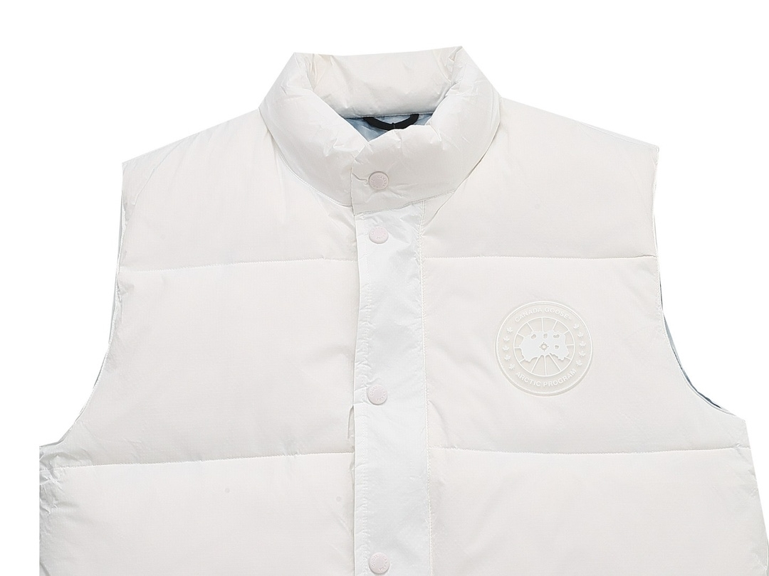 CANADA GOOSE WHITE VEST - CN33