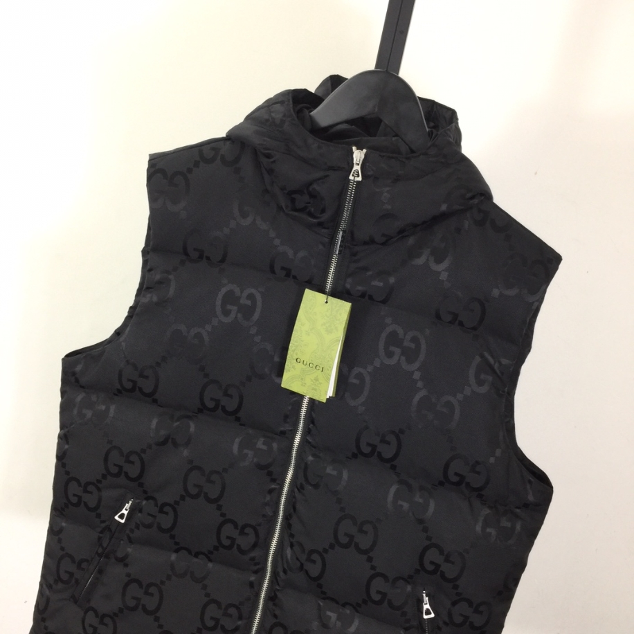 GUCCI Nylon Jumbo Canvas Black Vest - GCJ047