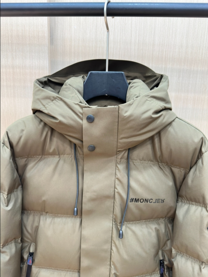MONCLER Puff Grey Hooded Coat - MC143