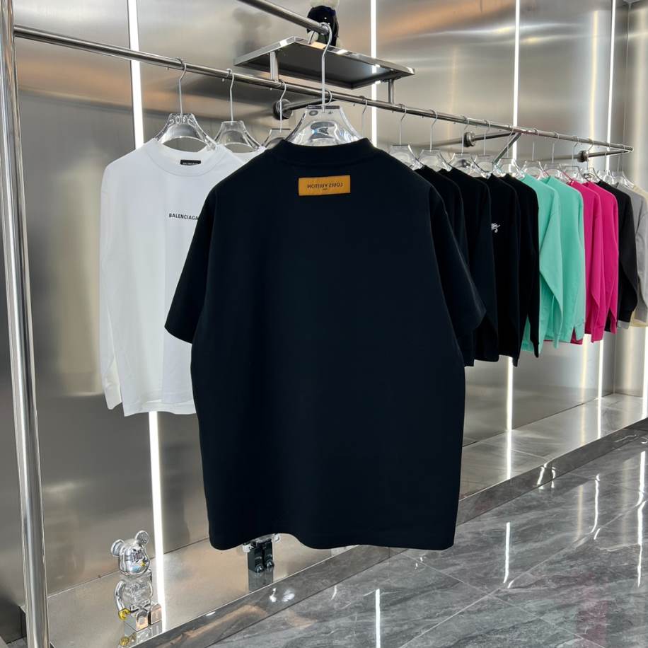 Louis Vuitton Grey Short Sleeve Shirt - LVTS078