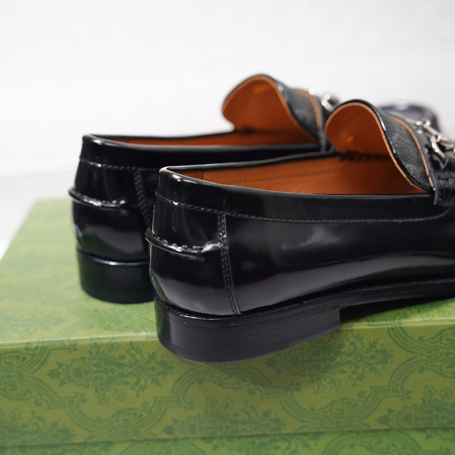 GUCCI LEATHER BLACK GC LOGO LOAFER - GL054
