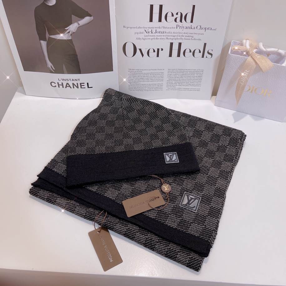 Louis Vuitton Lux Brown Caro Hats - LVC012