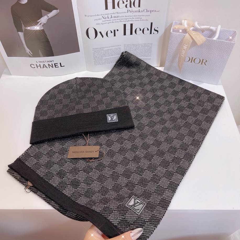 Louis Vuitton Lux Brown Caro Hats - LVC012