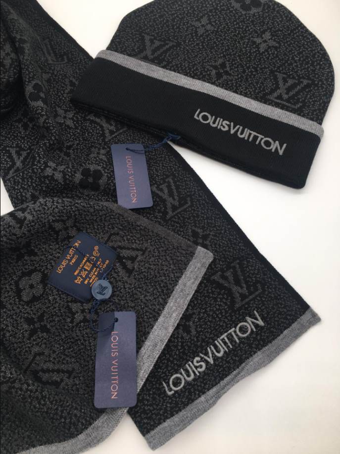 Louis Vuitton Black Beige LV Logo Hats - LVC013