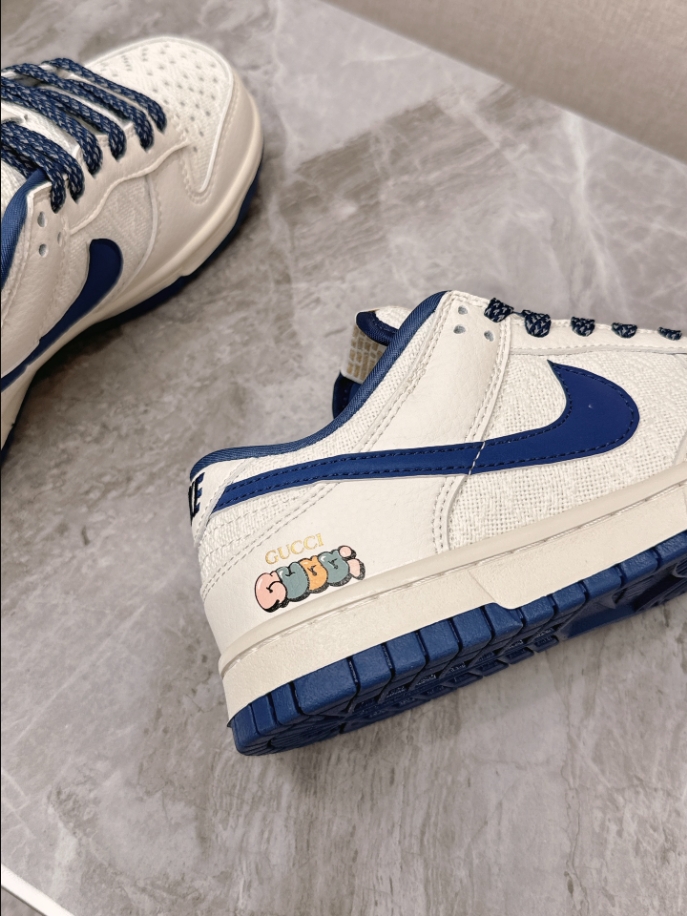 Nike SB Dunk Low x Gucci White Blue Sneaker - GCC162