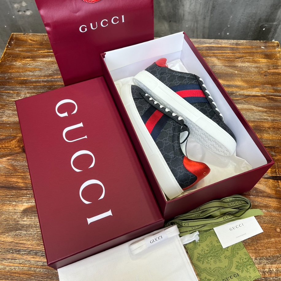 Gucci ACE Metal Tag Red And Blue Web Sneaker - GCC169