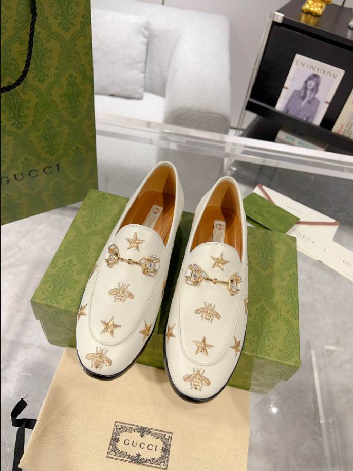 Gucci Jordaan White Bee & Star Embroidered Leather Loafer - GL076