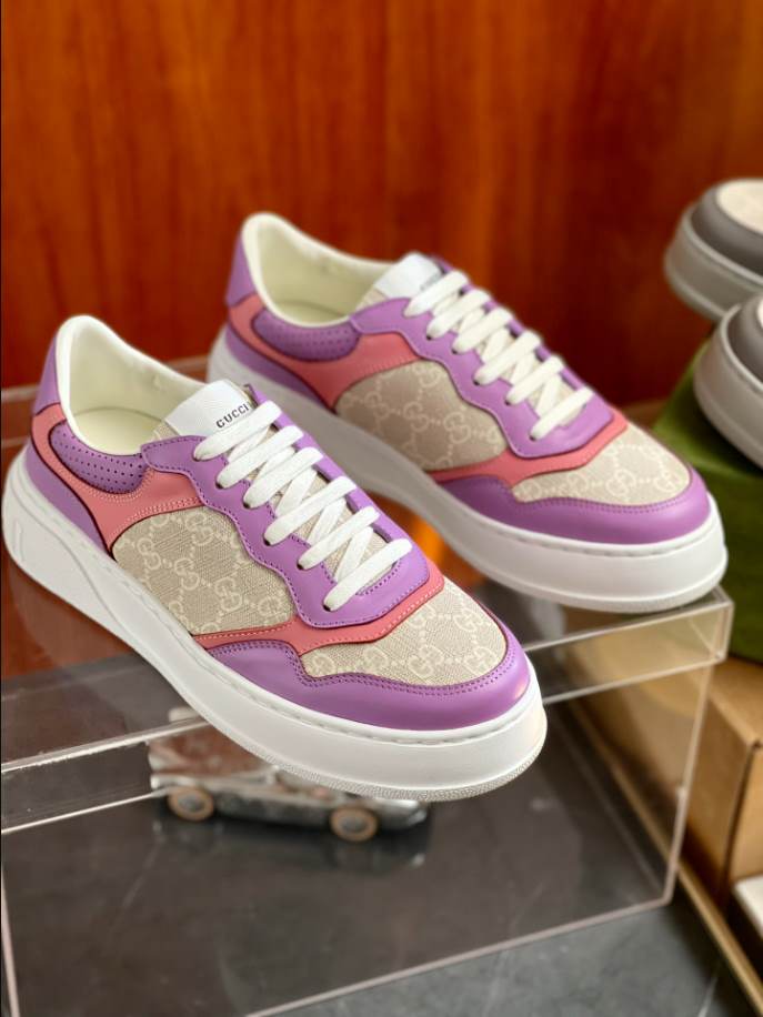 Gucci GG Supreme Canvas Purple Sneakers - GCC198