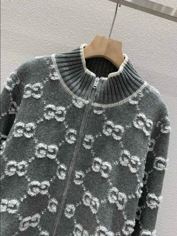 GUCCI Bouclé Stitch Jacquard Knitwear - GCK052