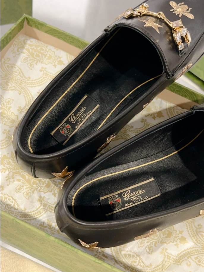 Gucci Jordaan Black Bee & Star Embroidered Leather Loafer - GL077