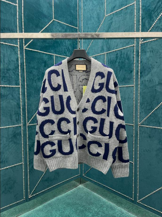 Gucci Grey Wool All-Over Logo Knitwear - GCK062