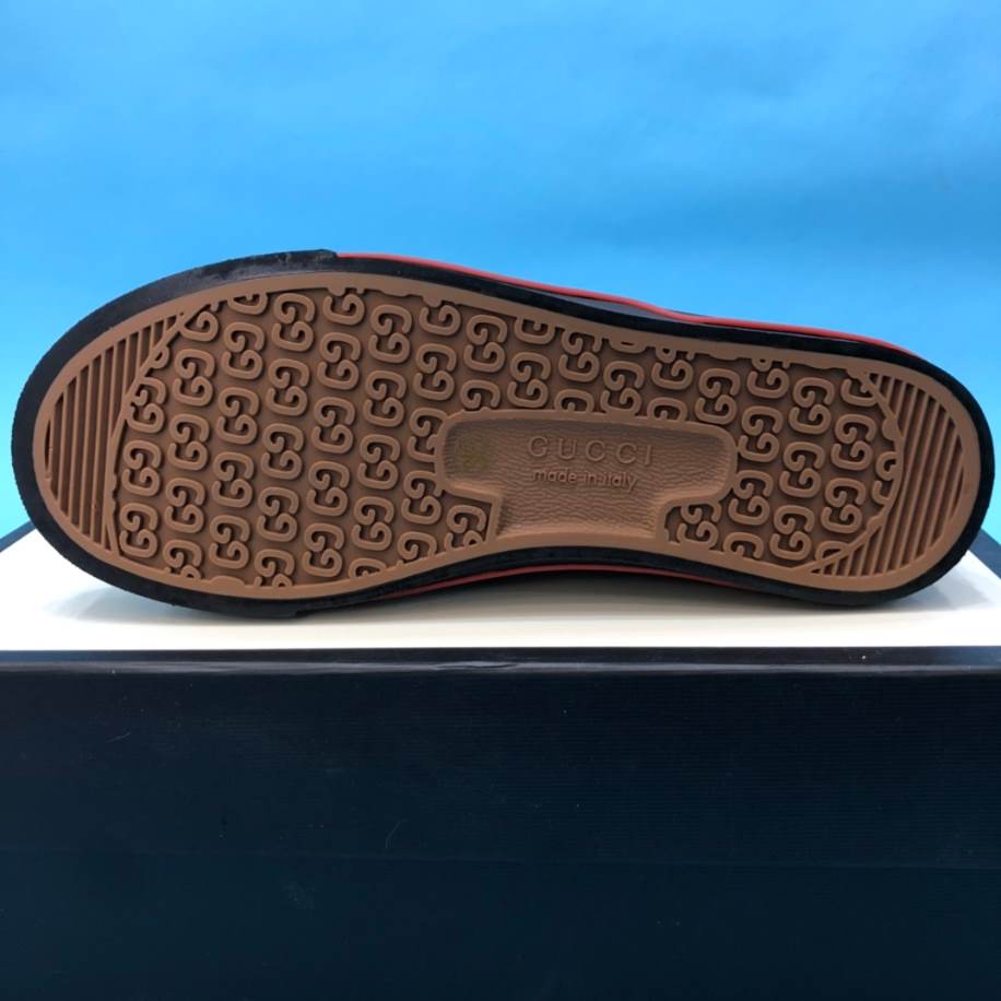 Gucci Off The Grid Black Sneakers - GCC182