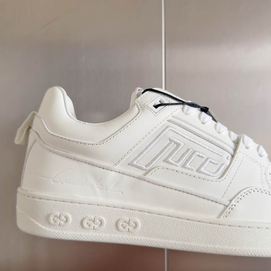 Gucci Basket White Sneakers - GCC221