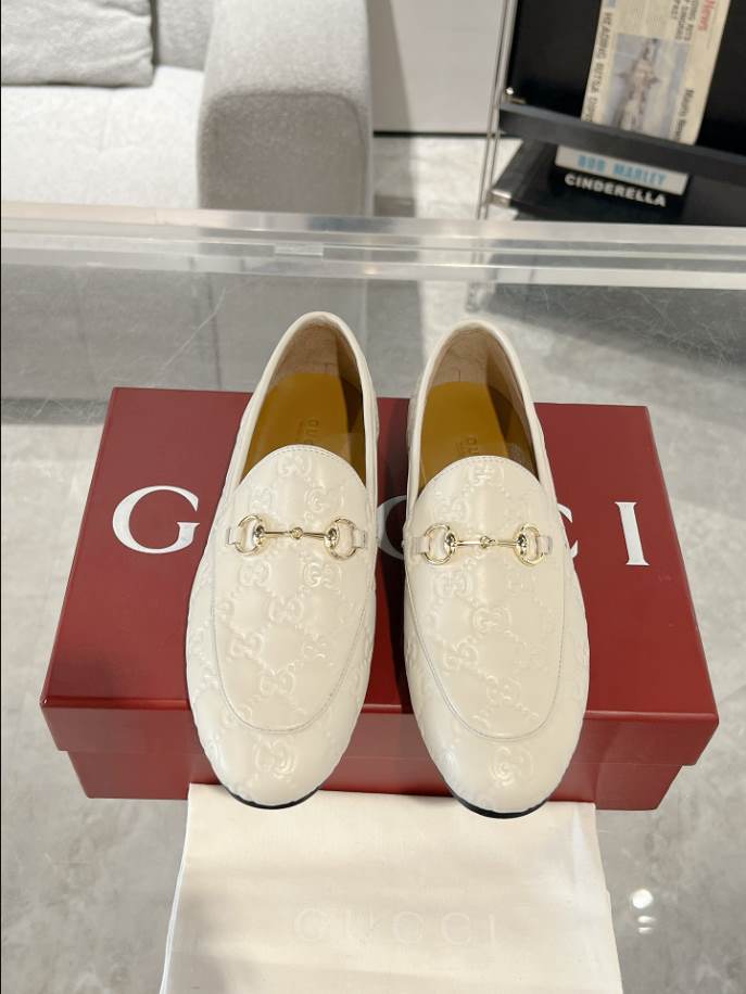 Gucci Horsebit White GC Monogram Loafer - GL063