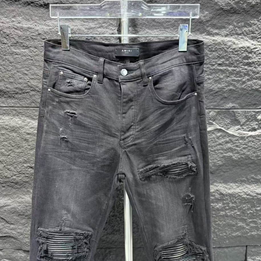 Amiri Ripp Black Patch-Detail Jeans - AMIJ021