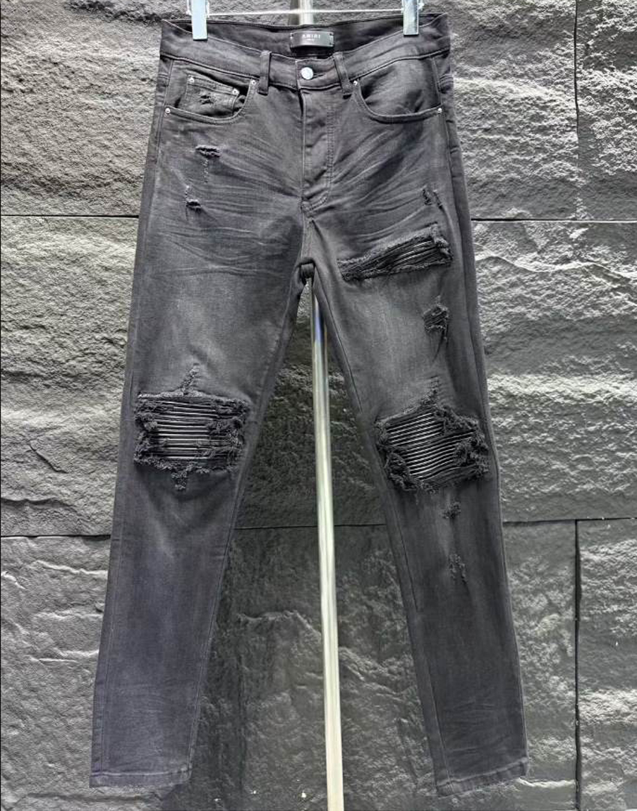 Amiri Ripp Black Patch-Detail Jeans - AMIJ021