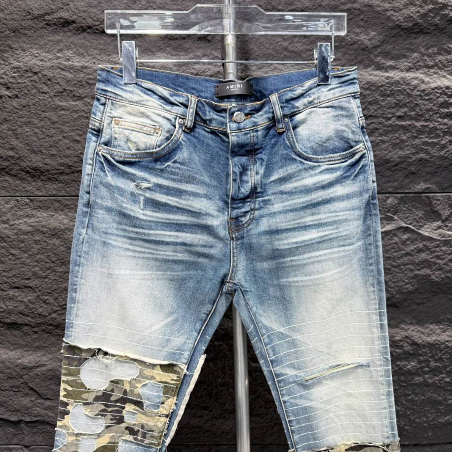 Amiri Men Yellow Patch-Detail Jeans - AMIJ019