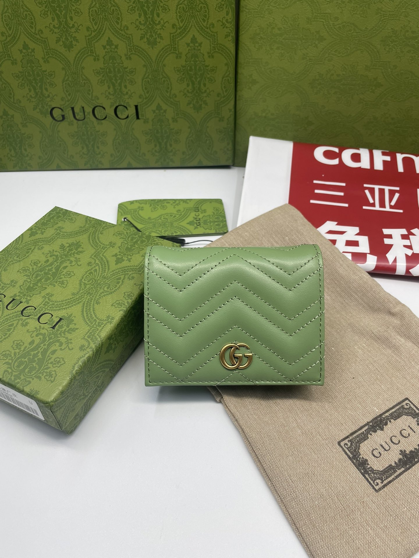 GUCCI GG MARMONT BIFOLD WALLET DOUBLE G QUILTED LEATHER GREEN - WLG050 GUCCI GG MARMONT BIFOLD WALLET DOUBLE G QUILTED LEATHER GREEN
