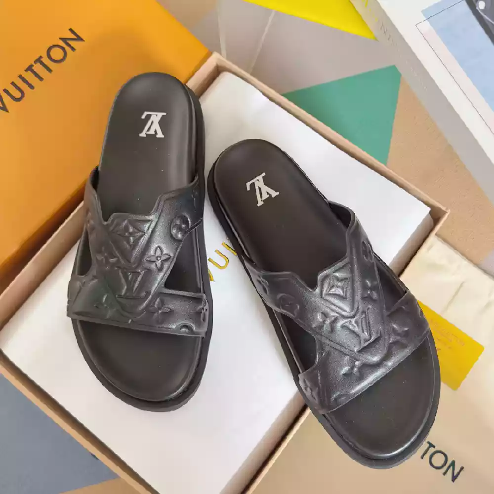 LV OASIS MULE EMBOSSED MONOGRAM BROWN - LVSD060 LV OASIS MULE EMBOSSED MONOGRAM BROWN