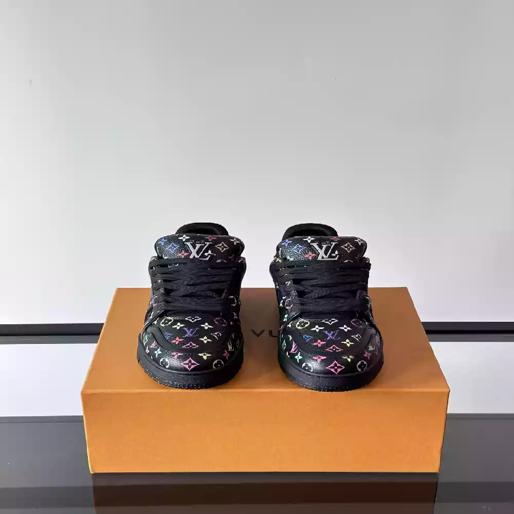 LV x TM LV TRAINER SNEAKER IN BLACK