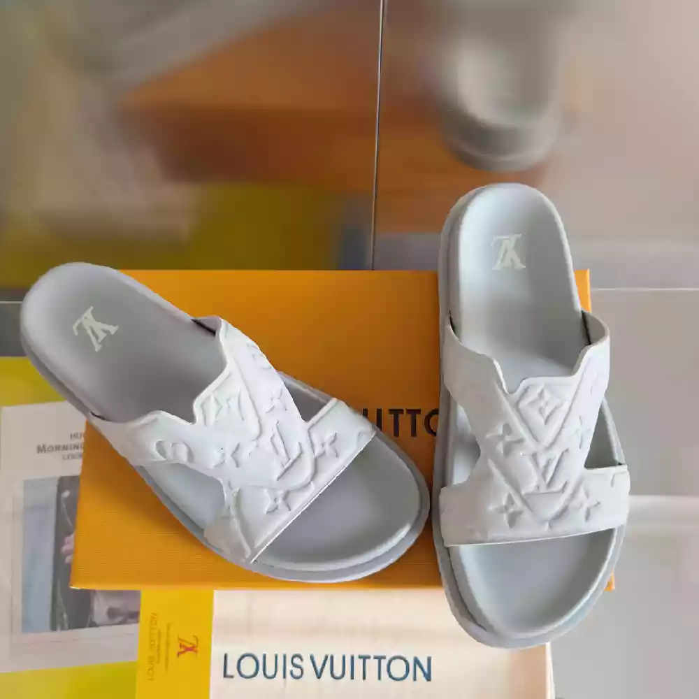 LV OASIS MULE IN WHITE