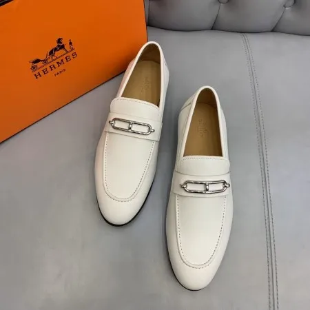 Hermes Men's Colette Loafers In White Calfskin - HM046 Hermes Men's Colette Loafers In White Calfskin