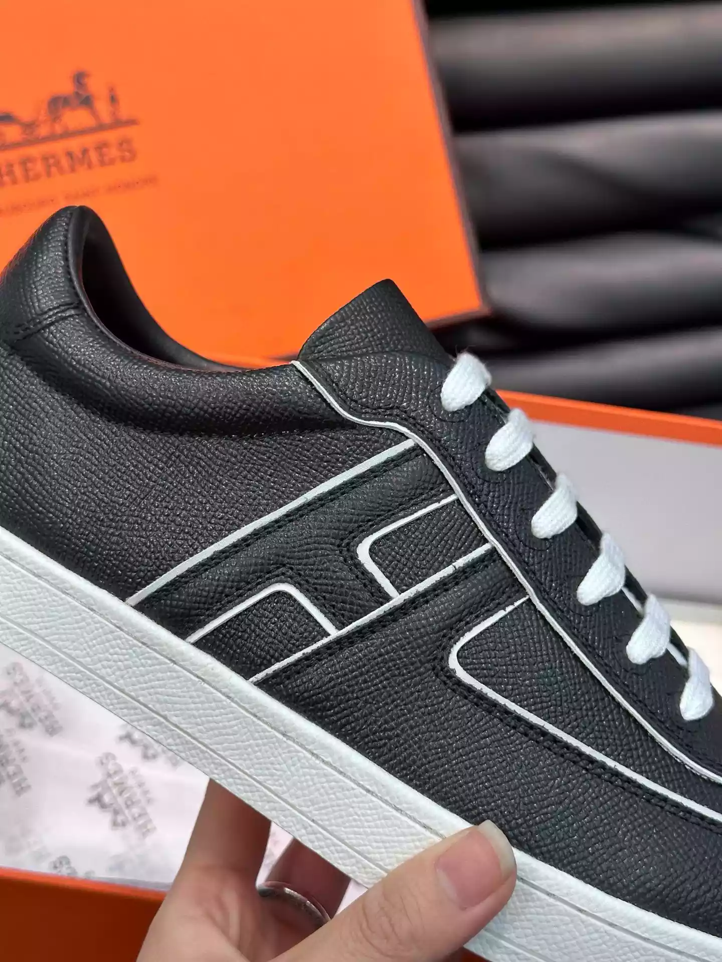 Hermès Sneakers